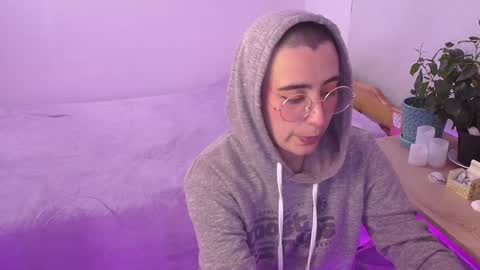 im MIA  -- MY OF is catsito3 online show from January 7, 1:59 am