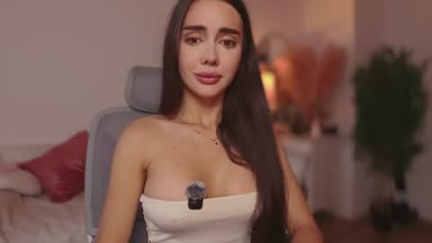 Lil  Gabby online show from August 2, 4:59 am