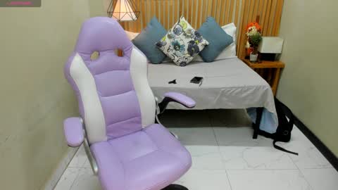 Lili Cey online show from January 13, 1:39 pm