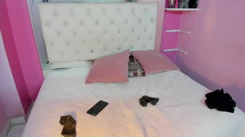 Lili Cey online show from February 24, 2:25 pm