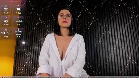 Lil Eva online show from December 6, 3:41 am