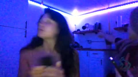 lil_luluvert online show from June 17, 6:59 am