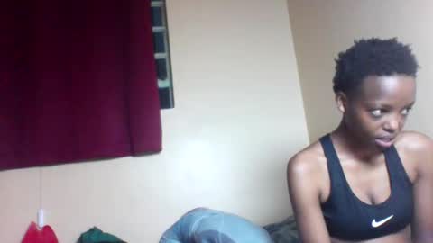 Snapshot of lil_miss9 chatting on September 14, 9:23 pm Lil miss online show from September 14, 9:23 pm
