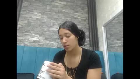 lil_rose2006 online show from October 16, 12:30 pm