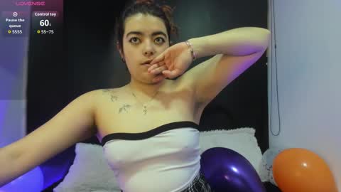 lila_cox online show from October 5, 11:26 am