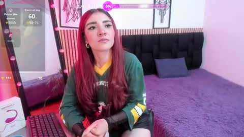 Snapshot of lila_elliot chatting on September 30, 8:03 pm Lila online show from September 30, 8:03 pm