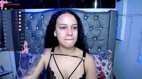   online show from December 4, 11:08 am