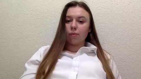 Lily online show from October 30, 3:24 pm