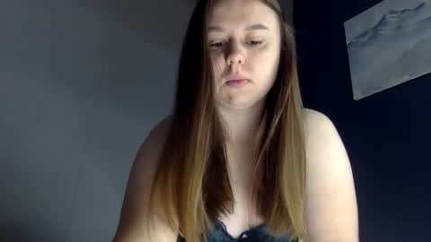 Lily online show from October 8, 7:46 am