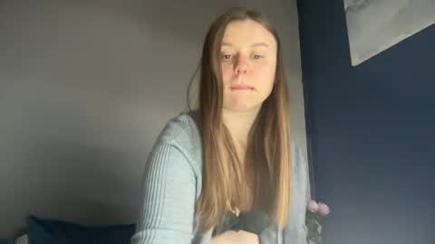 Lily online show from October 21, 7:18 pm