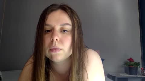 Lily online show from October 13, 11:35 am