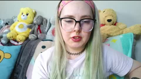 emily ryanson online show from April 7, 9:50 pm