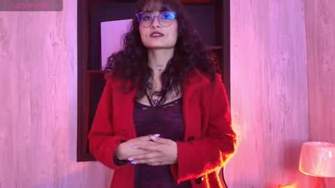 lili_clan online show from November 20, 4:57 am