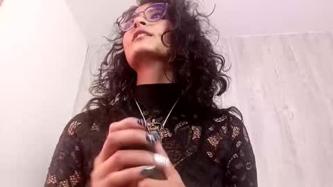 Snapshot of lili_clan chatting on September 18, 5:44 pm lili_clan online show from September 18, 5:44 pm