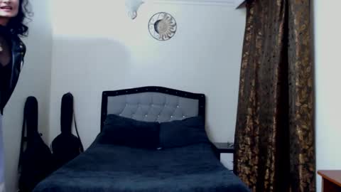 Snapshot of lili_clan chatting on September 13, 1:46 am lili_clan online show from September 13, 1:46 am