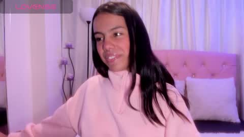 Lili  online show from October 22, 9:20 pm