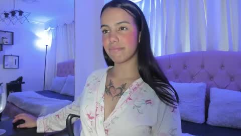 Lili  online show from October 26, 9:10 pm