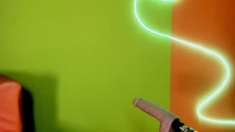 Lili  online show from April 7, 8:55 pm