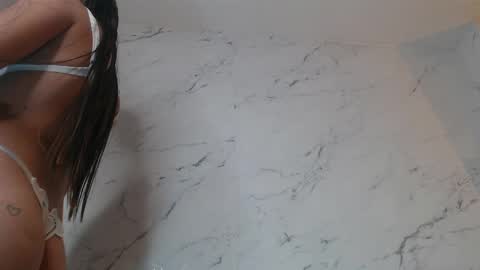 lili_mint_tf online show from April 9, 3:53 am