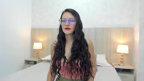 Lili Morales online show from February 13, 11:17 am