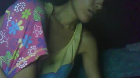 Snapshot of lilian1993 chatting on December 21, 2:15 pm lilian1993 online show from December 21, 2:15 pm