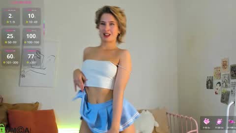 Snapshot of lilian_daniels chatting on September 15, 12:41 am Lilian online show from September 15, 12:41 am