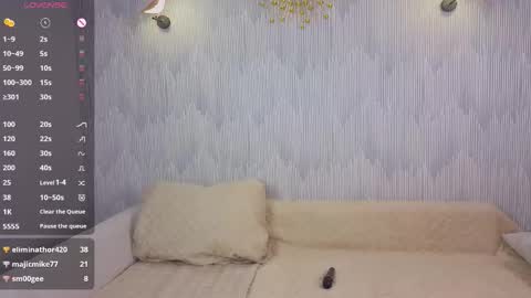 Snapshot of lilianbickford chatting on October 26, 1:34 am Hi I am Luna online show from October 26, 1:34 am