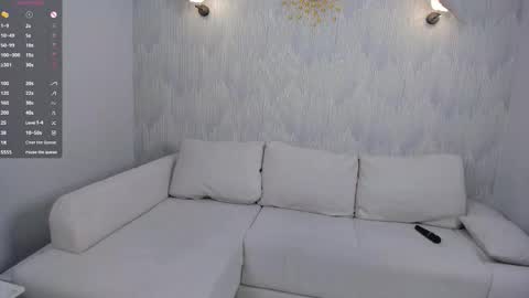 Snapshot of lilianbickford chatting on October 9, 1:10 am Hi I am Luna online show from October 9, 1:10 am