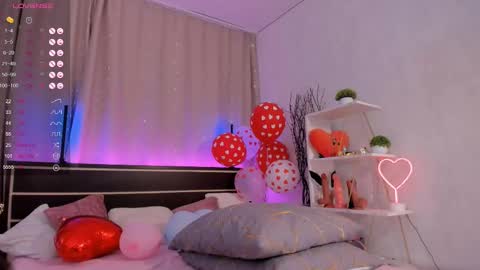 Lilian online show from February 25, 10:37 am