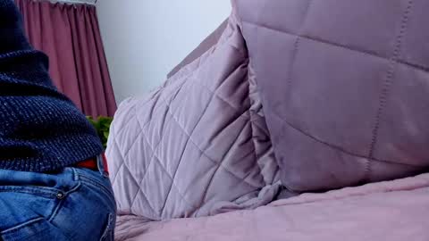 Lilian online show from March 3, 8:54 am