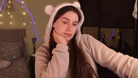 Lilu online show from September 30, 10:25 pm