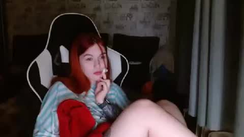 liliawoolf online show from February 16, 4:53 pm