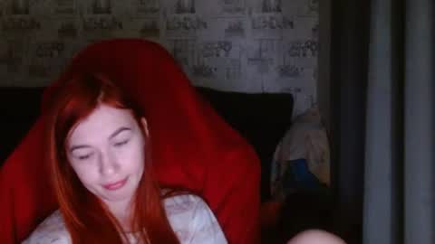 liliawoolf online show from January 31, 4:58 am