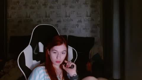 liliawoolf online show from February 5, 4:37 am