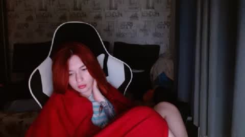 liliawoolf online show from February 17, 5:36 am