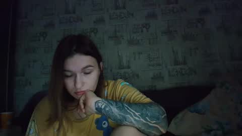 liliawoolf online show from September 17, 2:48 pm