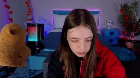 Lili Bakery online show from November 7, 4:07 am