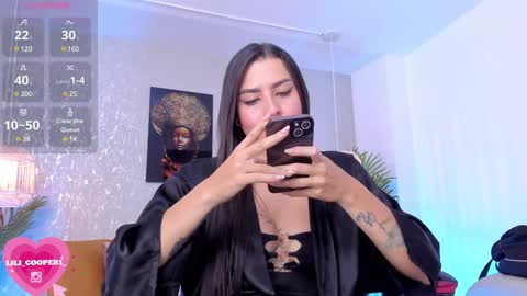Lili Cooper online show from December 13, 8:25 pm