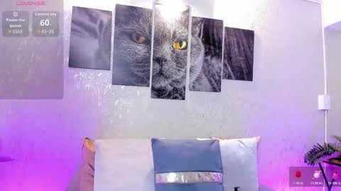 Lili Cooper online show from October 29, 8:00 pm