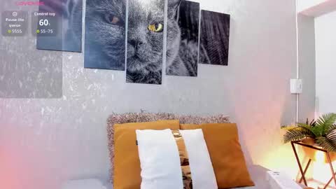 Lili Cooper online show from September 29, 4:17 am