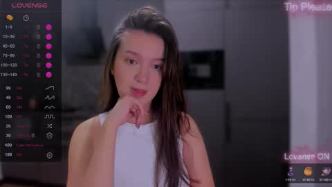 Snapshot of lililaluna chatting on October 2, 7:19 pm ... online show from October 2, 7:19 pm