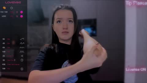 Snapshot of lililaluna chatting on September 29, 8:14 pm ... online show from September 29, 8:14 pm