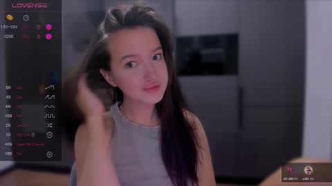 Snapshot of lililaluna chatting on October 12, 7:05 pm ... online show from October 12, 7:05 pm