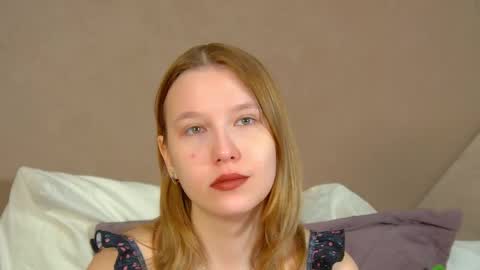 LiliLinn online show from June 8, 4:24 am