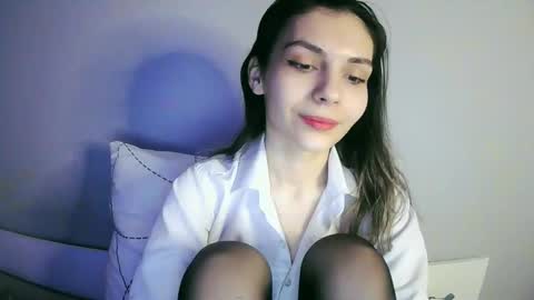 lilirose online show from January 18, 3:38 pm