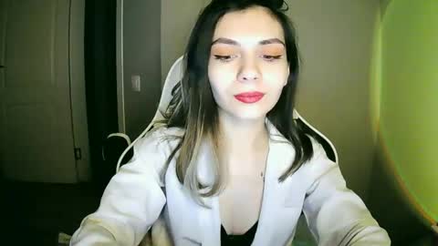 lilirose online show from December 24, 1:28 pm