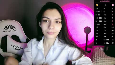 lilirose online show from September 11, 2:28 pm