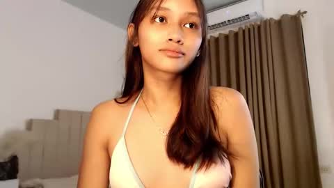 Chloe online show from September 28, 7:08 pm