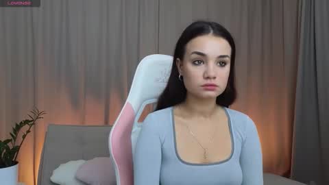 lilitfesser online show from September 23, 6:44 am