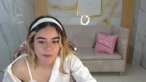 Snapshot of lilith4_s chatting on September 27, 9:00 pm Lilith online show from September 27, 9:00 pm